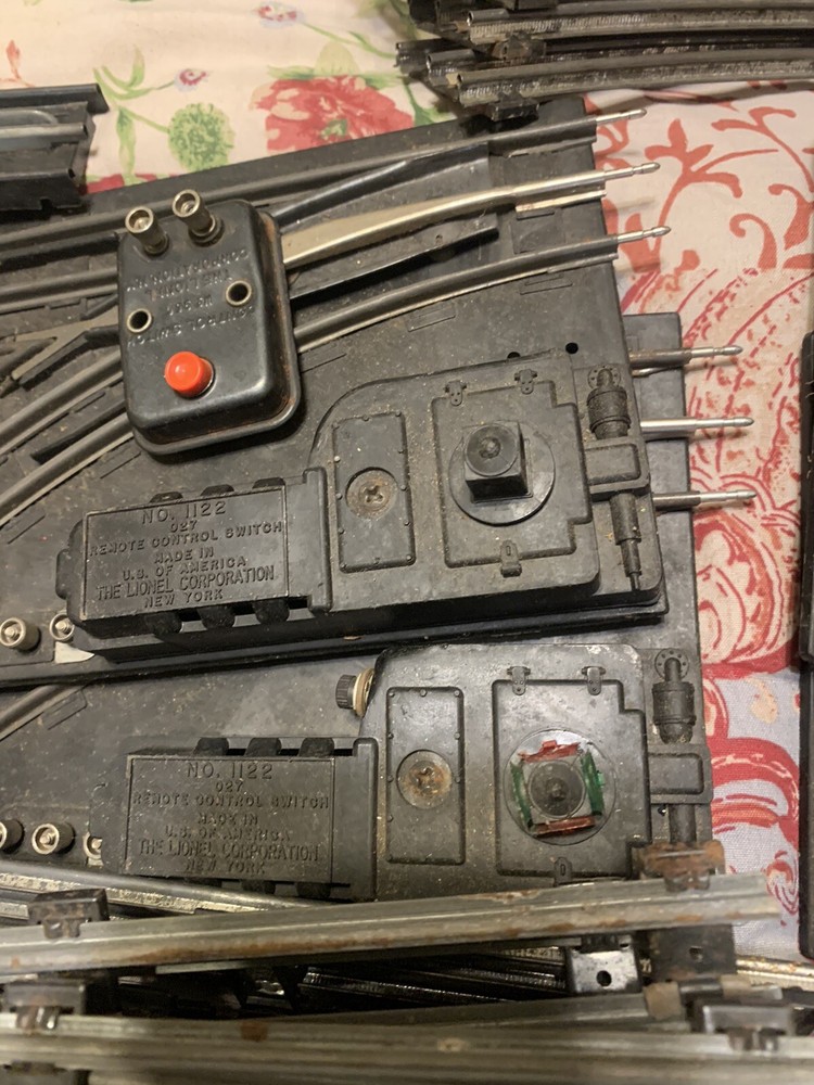 Lionel Train Set Type ZW controller plus all track and engine plus cars 1950s