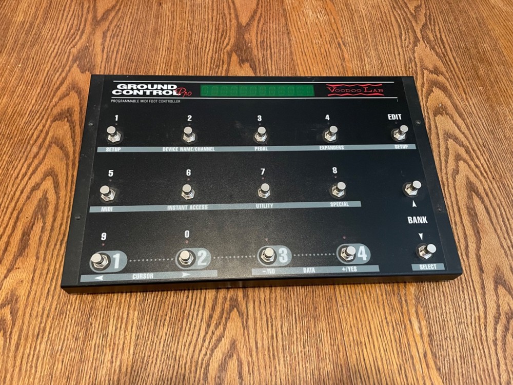 Voodoo Lab Ground Control Pro Programmable MIDI Foot Controller