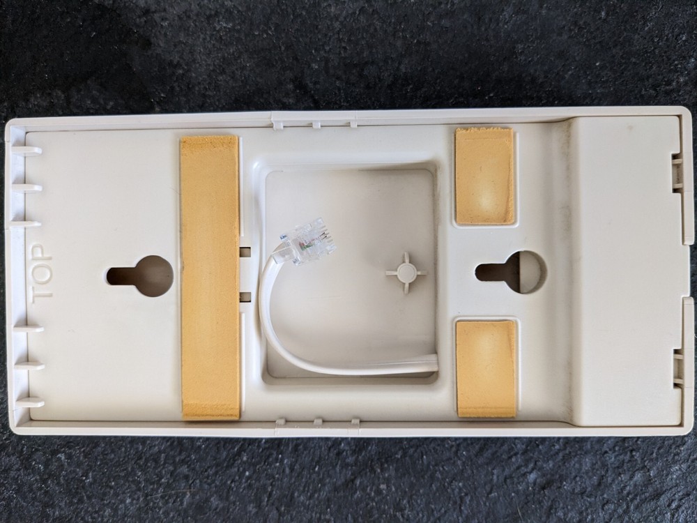 2WIRE DSL FILTER SINGLE-LINE WALL MOUNT