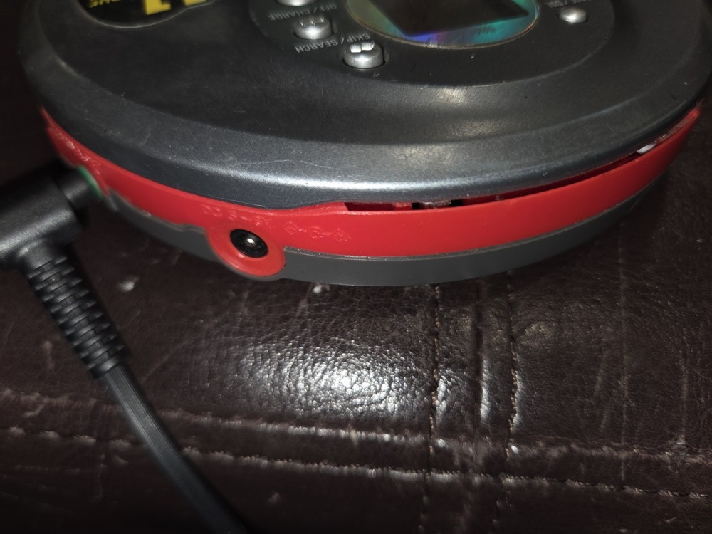 Aiwa XP-V710C EASS 3X Portable CD Player 41-Hour Tested