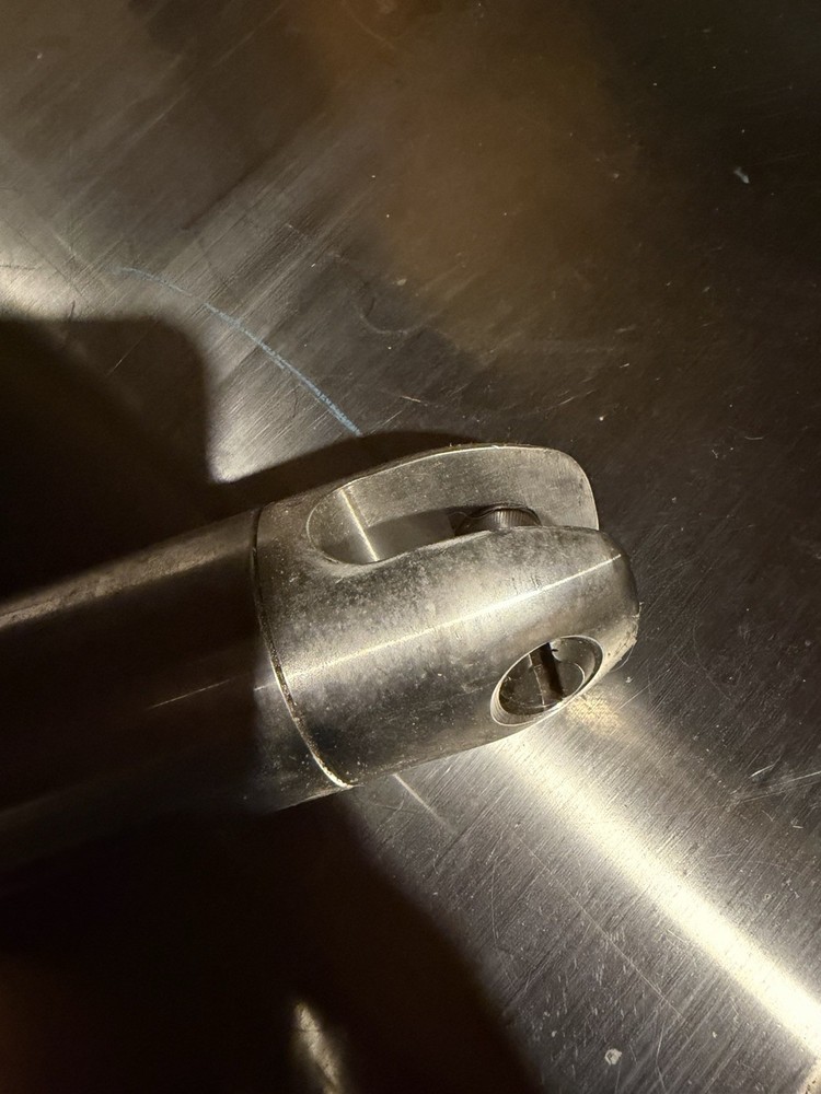 Condux Reuseable Clevis Head Power Pulling Eye 1000 Kcmil Orange