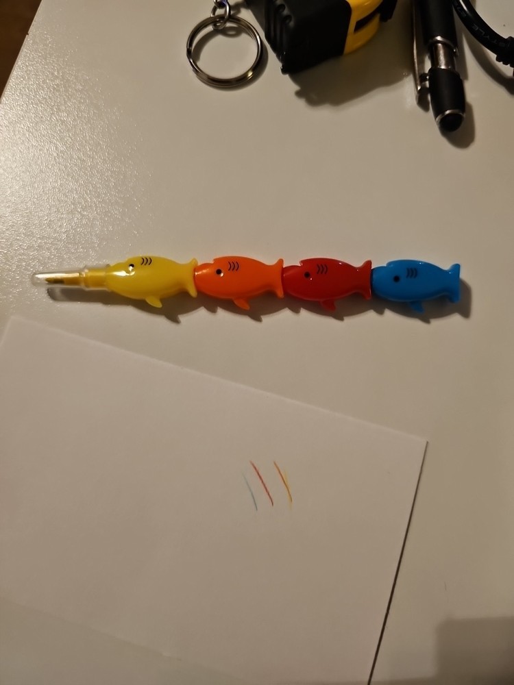 Unbranded Fish Shaped Markers, 4 Colors