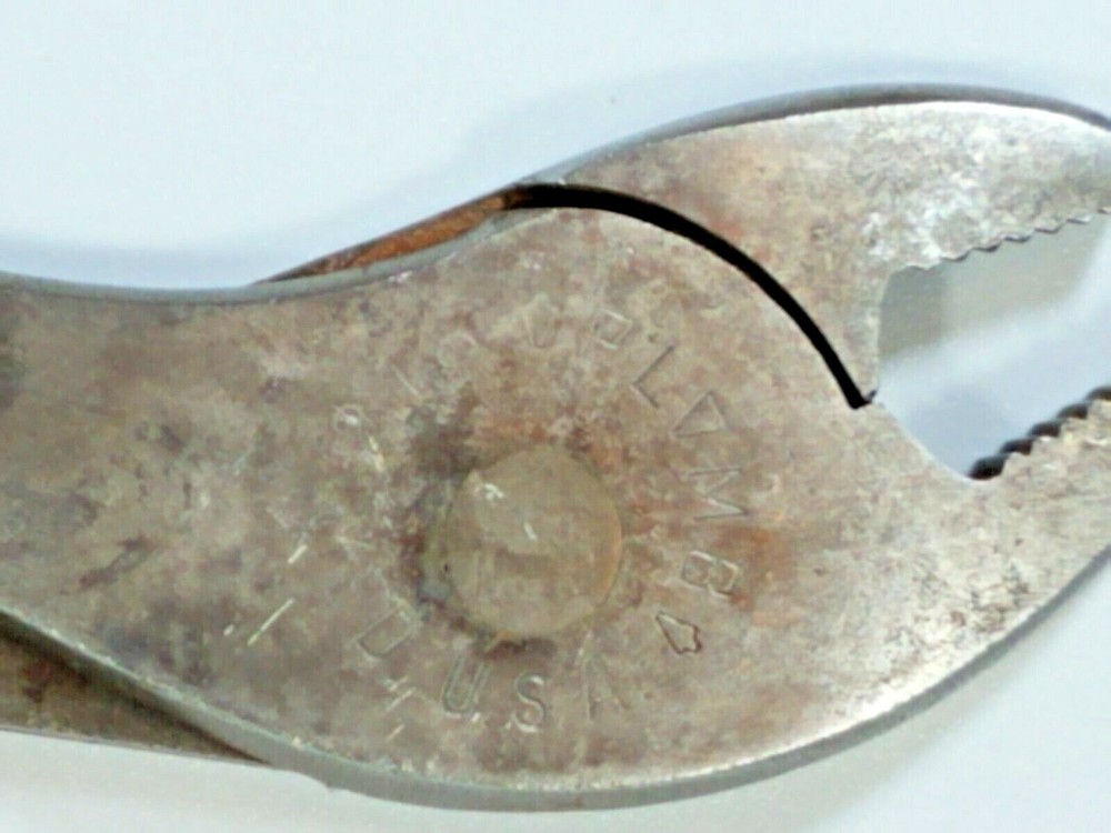 Plumb Battery Pliers 218