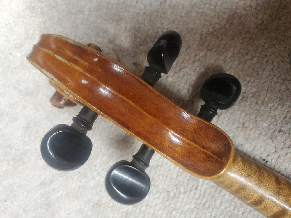 Beautiful old 4/4 Violin violon "Stainer", deeply flamed BACK