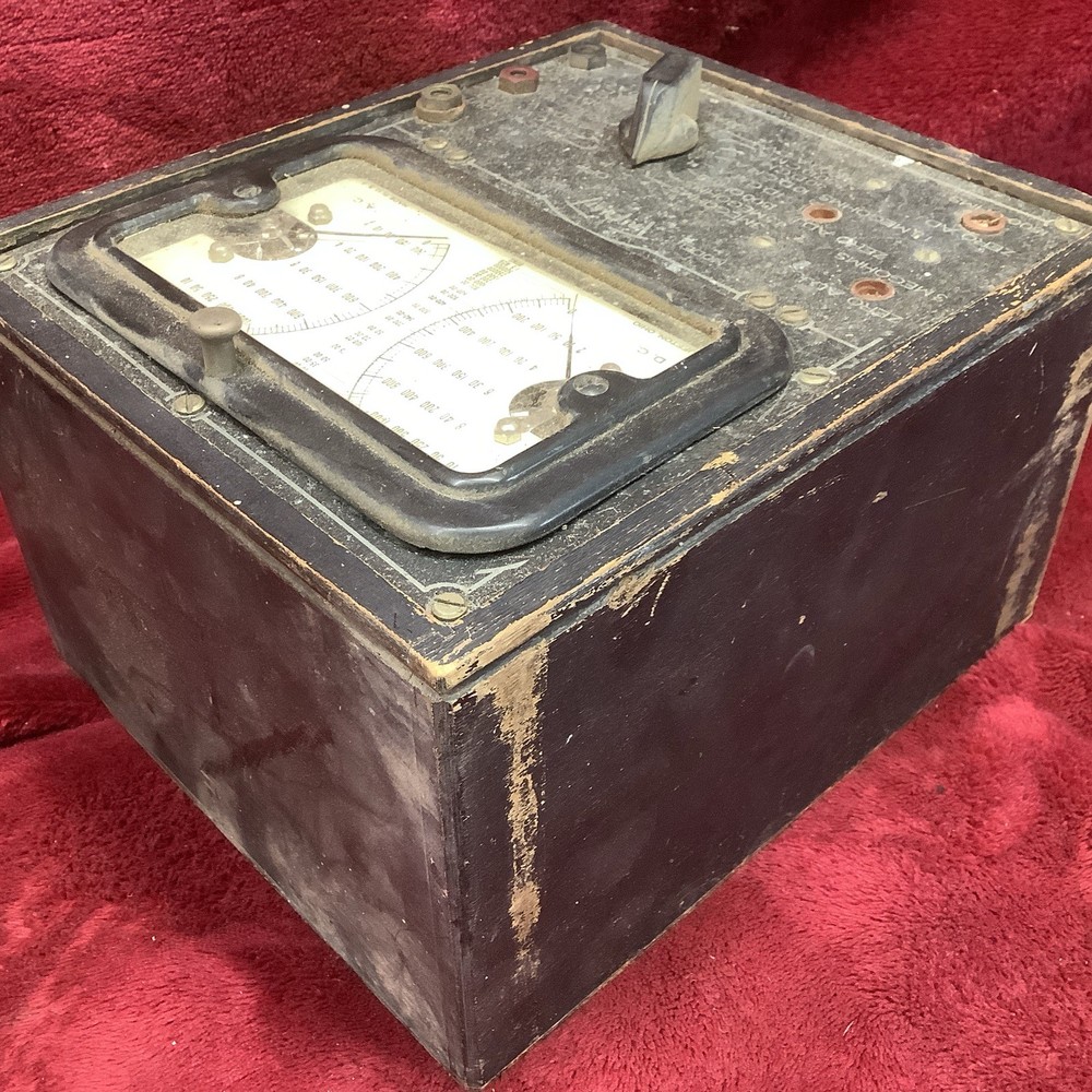 1940's Triplett Model 1200 Volt Ohm VOM Milliammeter Watts Voltage MCM