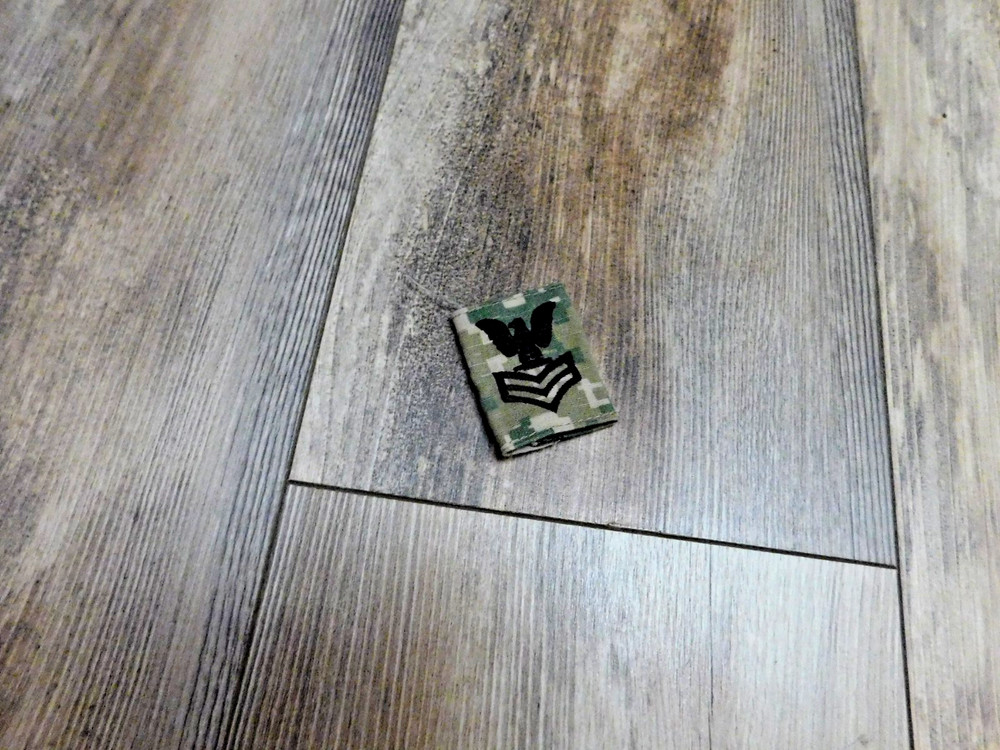 US NAVY PETTY OFFICER FIRST CLASS E6 RANK LOOP FOR GORE TEX JACKET