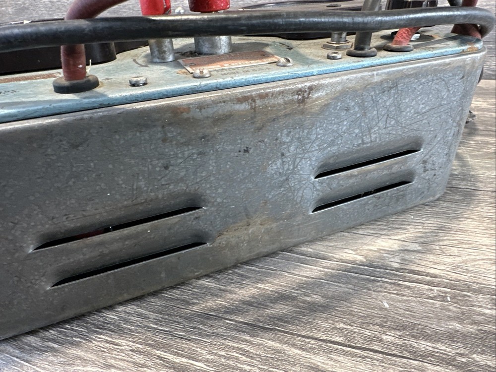 Vintage Sun Amp And Volt Tester Model VAT Untested