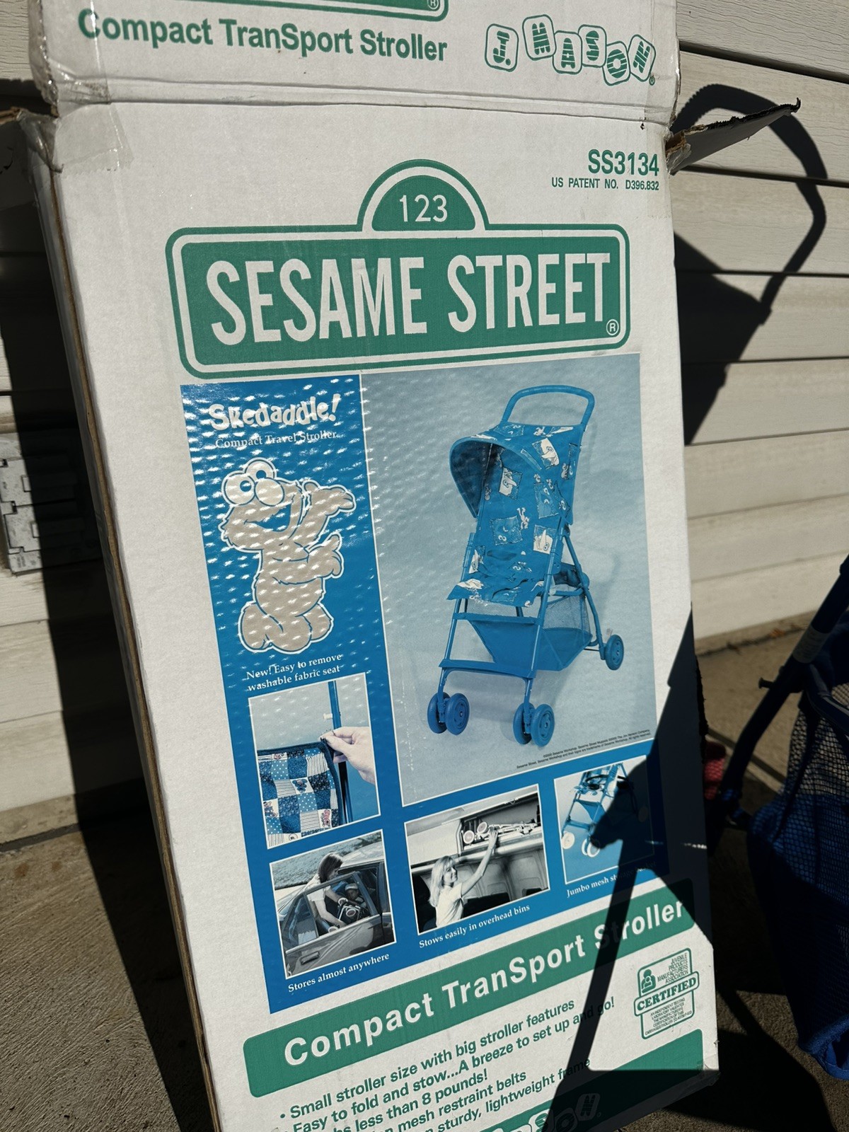 Vintage J.Mason Sesame Street Light Weight ELMO Skedaddle Stroller Cool!