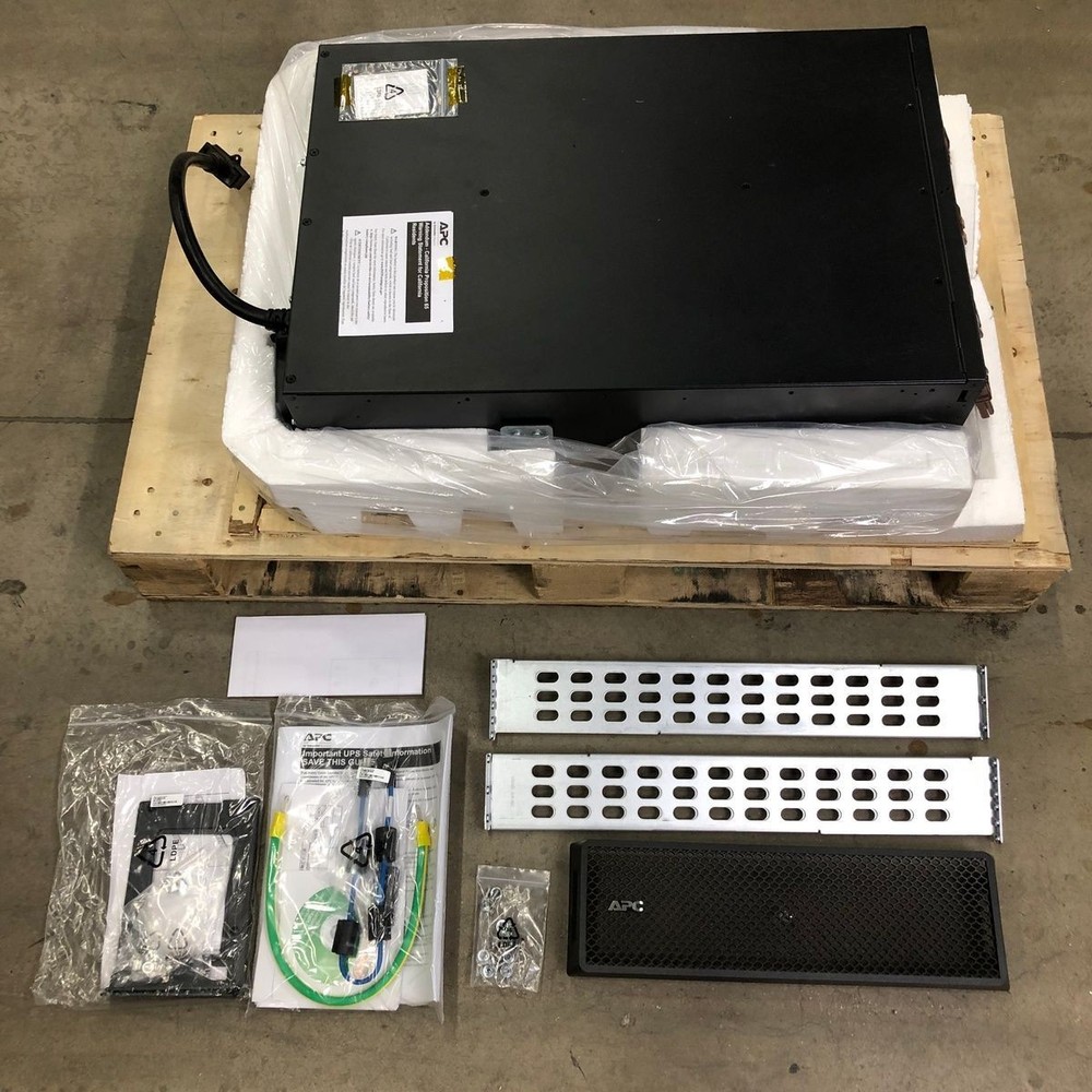 APC Smart-UPS SRT 192V 8 and 10kVA RM Battery Pack**