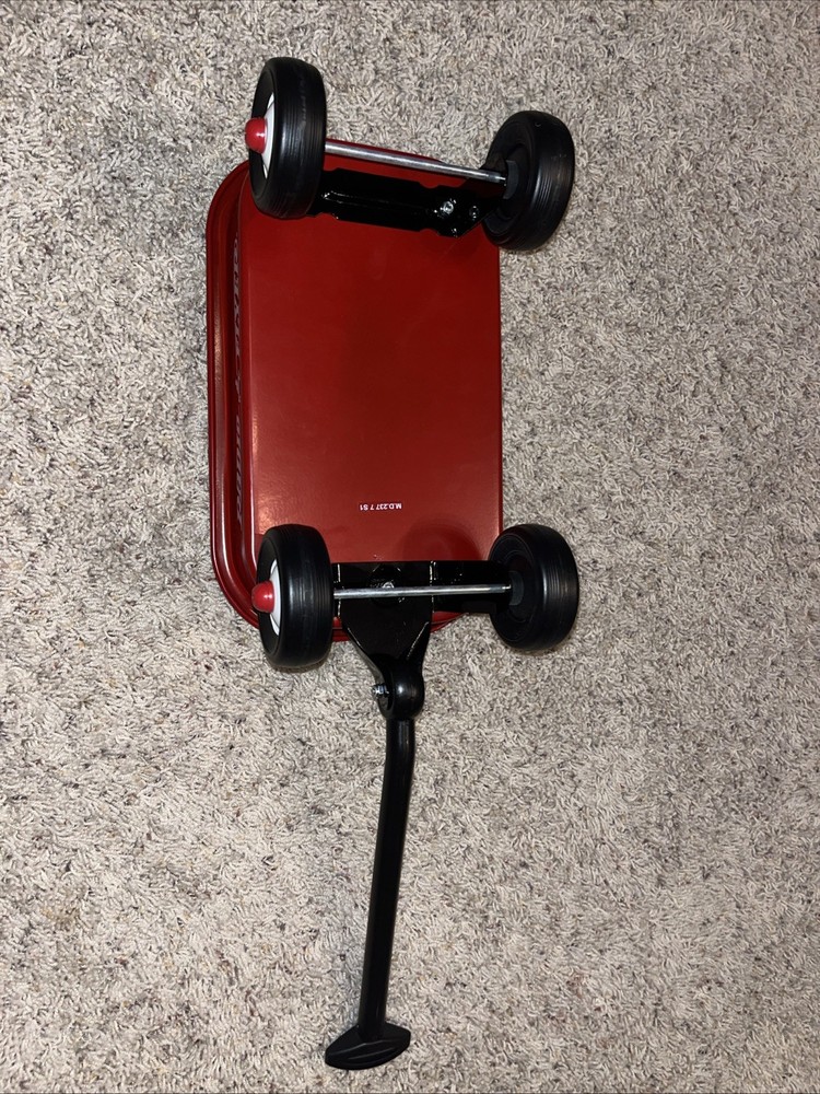 Radio Flyer Red Toy Wagon