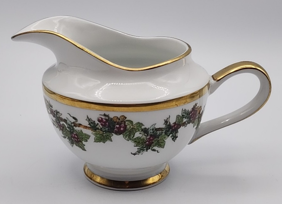 Royal Gallery The Holly and The Ivy Teapot or Coffee Pot with Sugar & Creamer