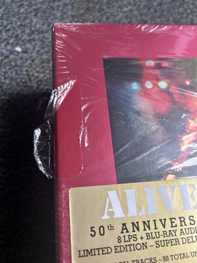 KISS Alive! 50th Anniversary Super Deluxe 8LP Box Set