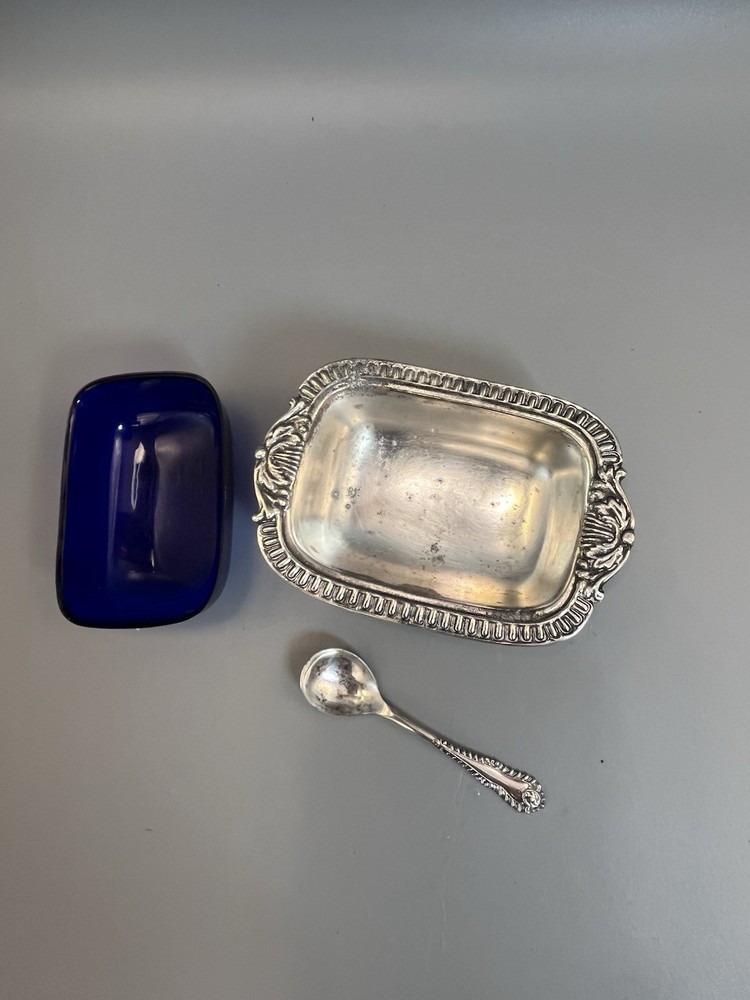 Footed Open Salt Cellar Cobalt Plastic Insert Silver Plate Base Made In England