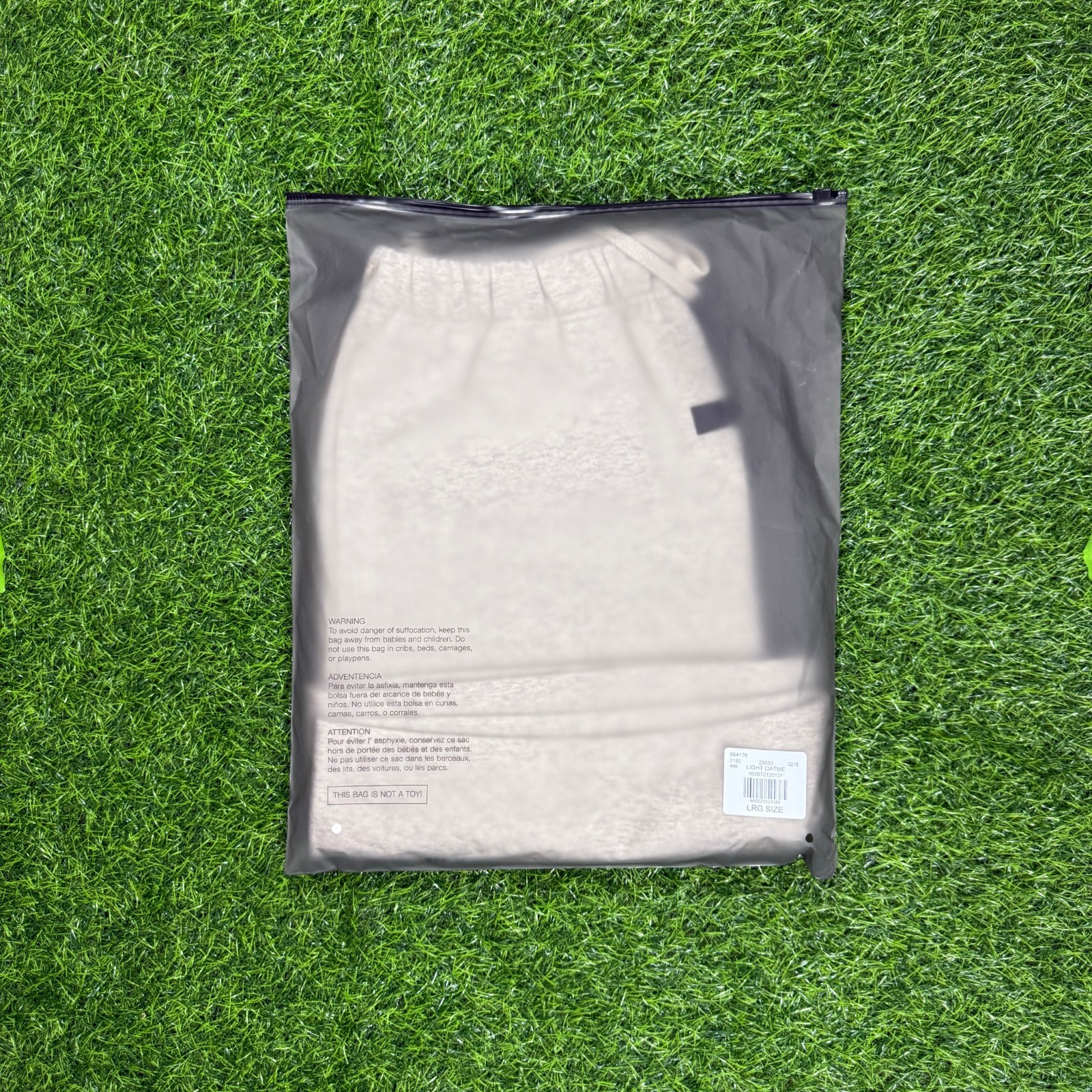 Fear of God Essentials Shorts SS22 Light Oatmeal - 100% Authentic (XS-XL)