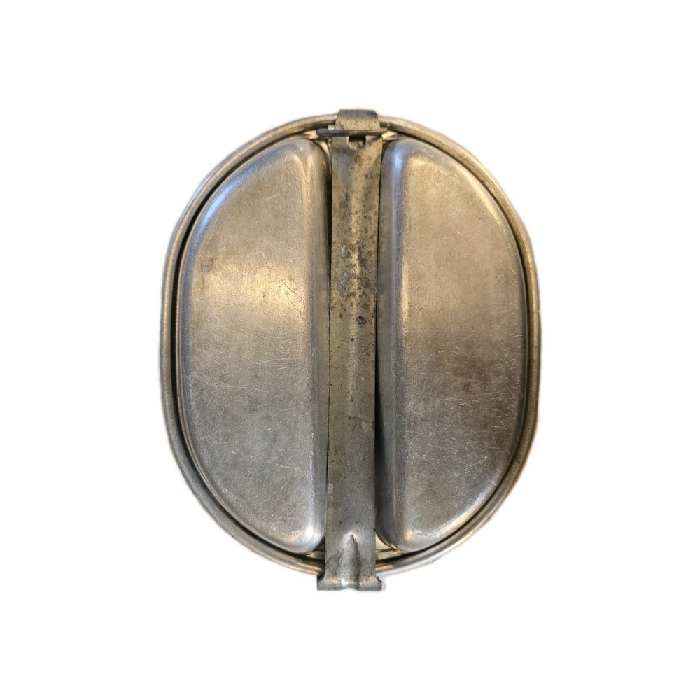 ORIGINAL WWII US ARMY INFANTRY US AGM CO. 1945 Pan And Lid With Utensils