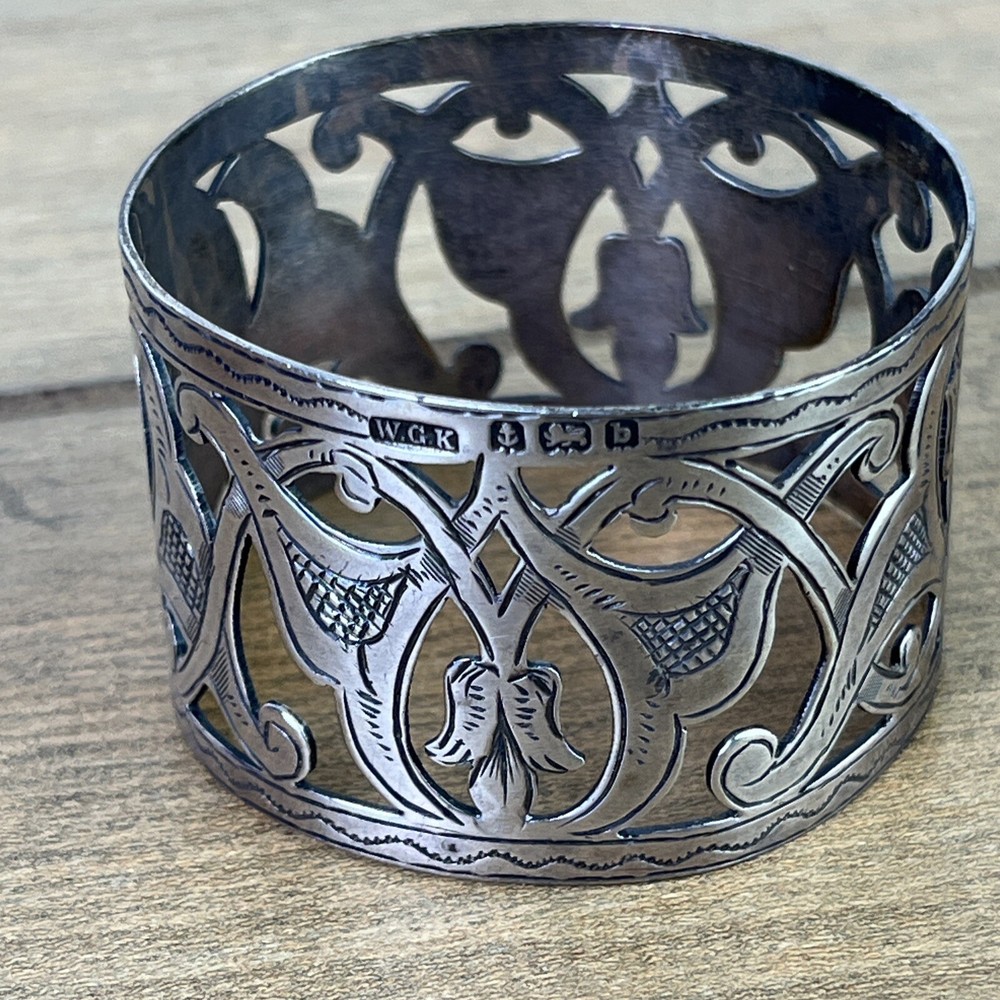 ANTIQUE GORHAM STERLING SILVER NAPKIN RING ORNATE MONOGRAM
