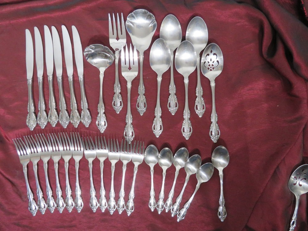 ONEIDA "Brahms" Stainless 32 Replacement Pieces & Serving Set uu