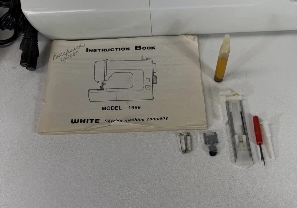 White Jeans Machine Model 1999 sewing machine