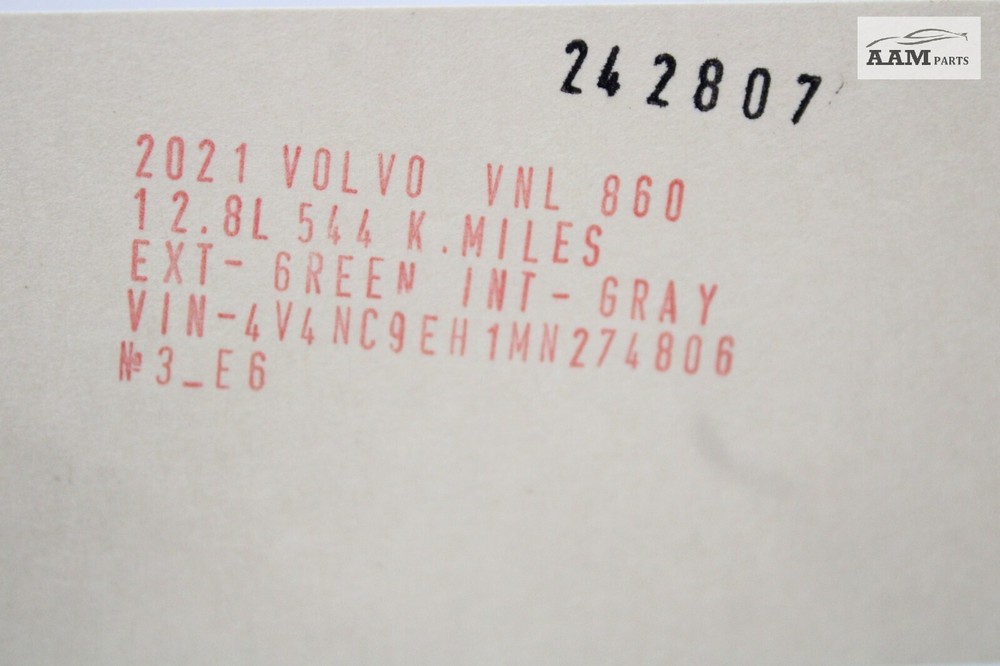 2018-2024 VOLVO VNL 860 FRONT DASH FALSE IMITATION SOCKET SWITCH OEM