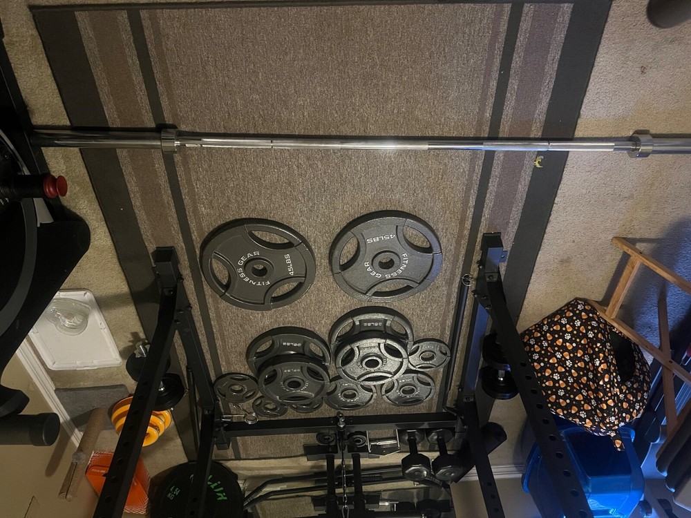 squat rack with weights used