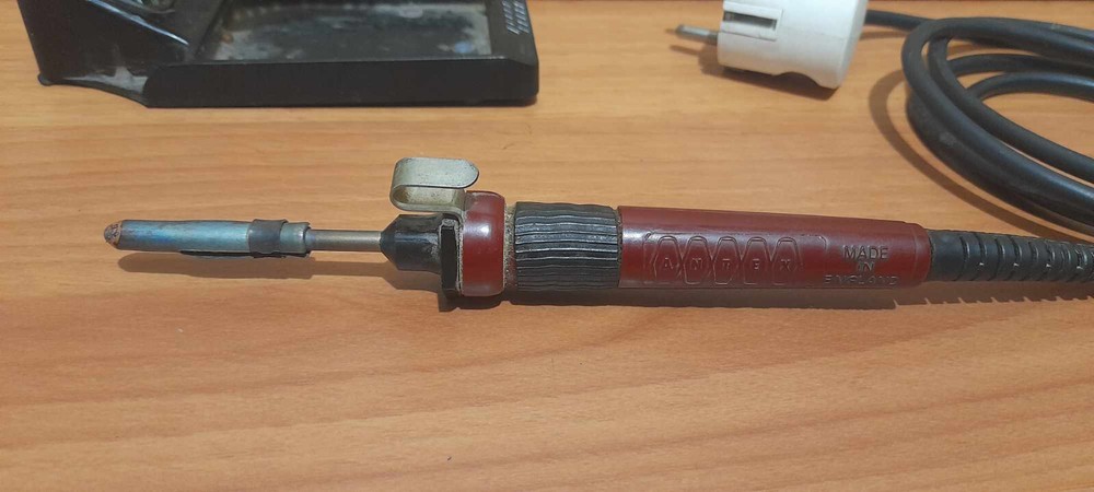 ANTEX vintage soldering iron + base