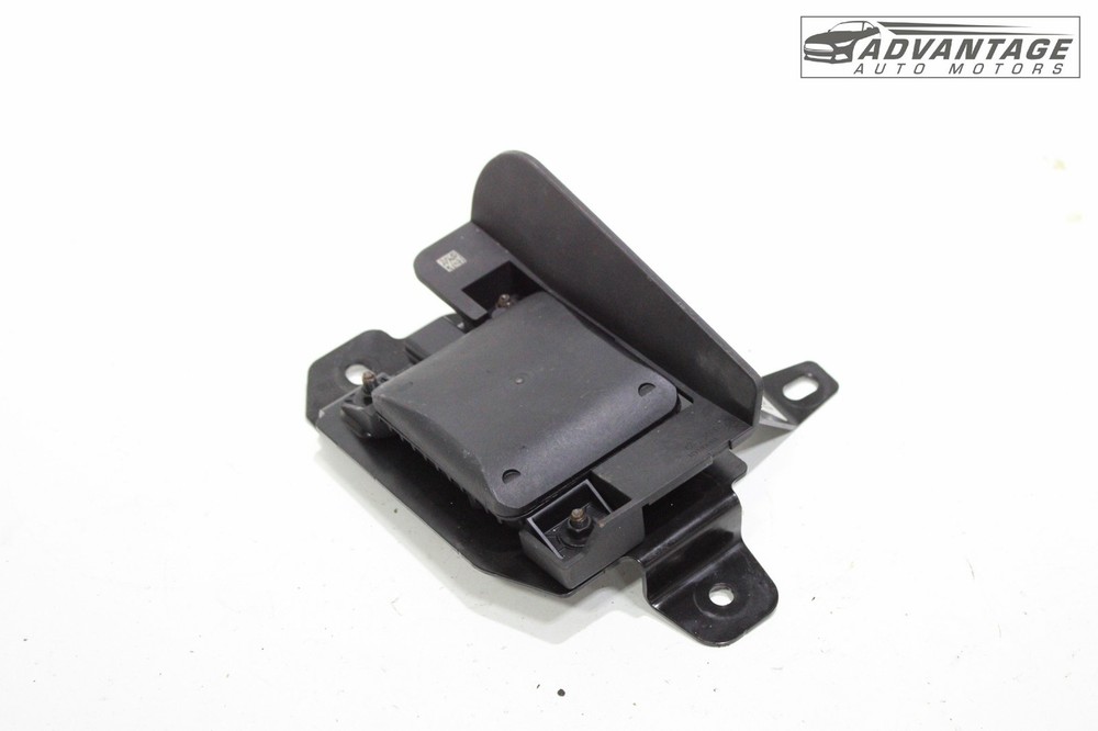 2019-2020 GENESIS G80 REAR RIGHT BLIND SPOT RADAR CONTROL SENSOR MODULE OEM