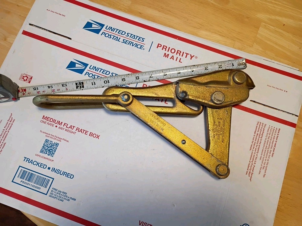 Klein Tools 1684-73 EHS Cable Pulling Jaw Grip, 8000lb Max, .25.50 in