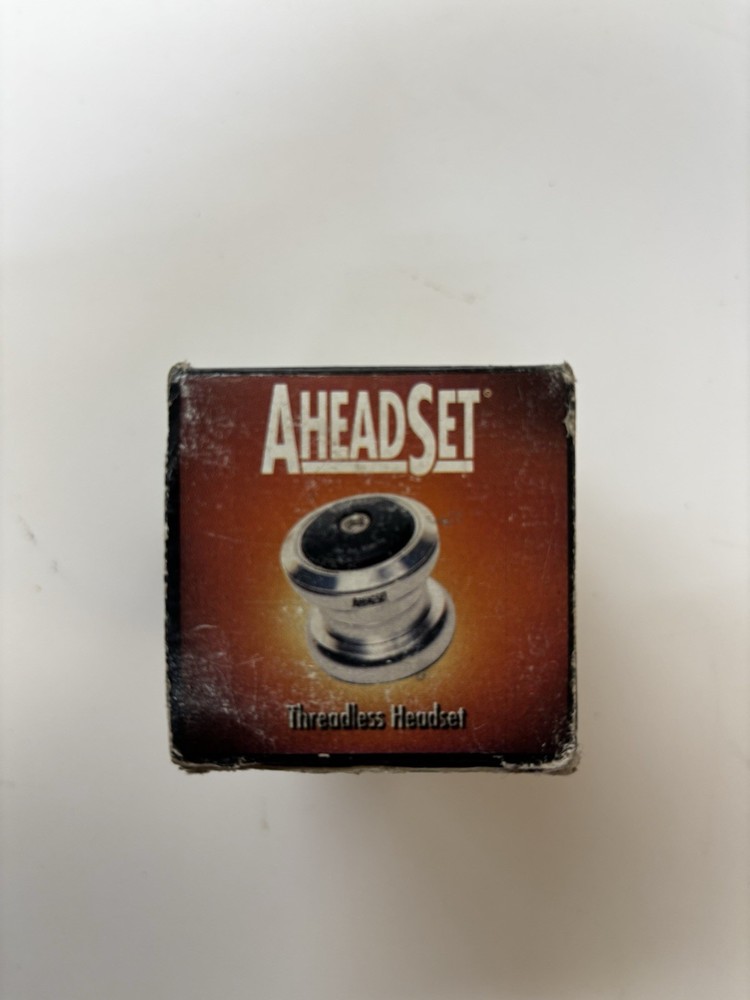 1 1/8” Aheadset Black New In Box