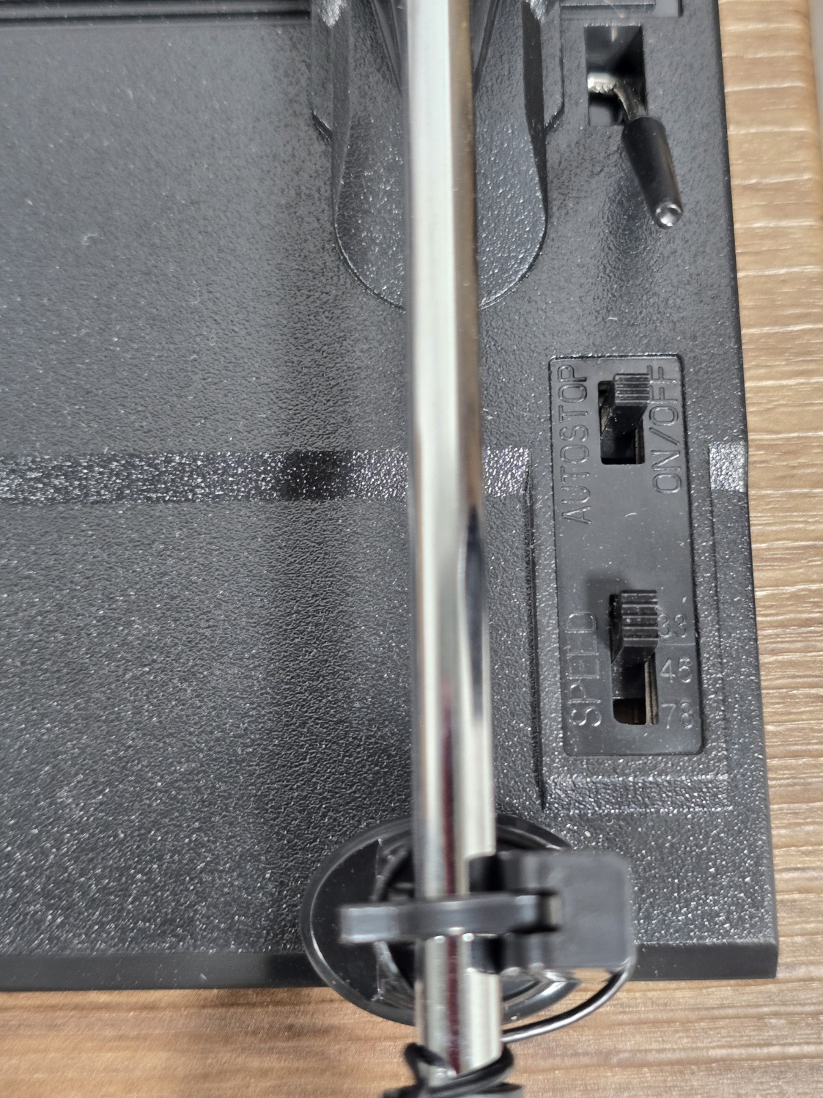 Victrola Montauk VM135 3-Speed Bluetooth Record Player Turntable w/ Speakers