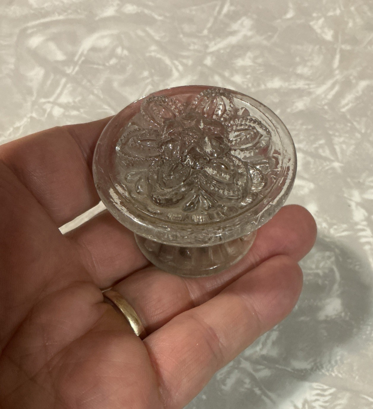 AMAZING RARE EMPIRE PRESSED GLASS PULL BEAUTIFUL OLD ANTIQUE PRICED EACH. LOOK!