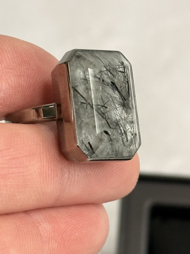 Ringly Smart Activity Tracking Ring Size 6 tourmalinated quartz gemstone