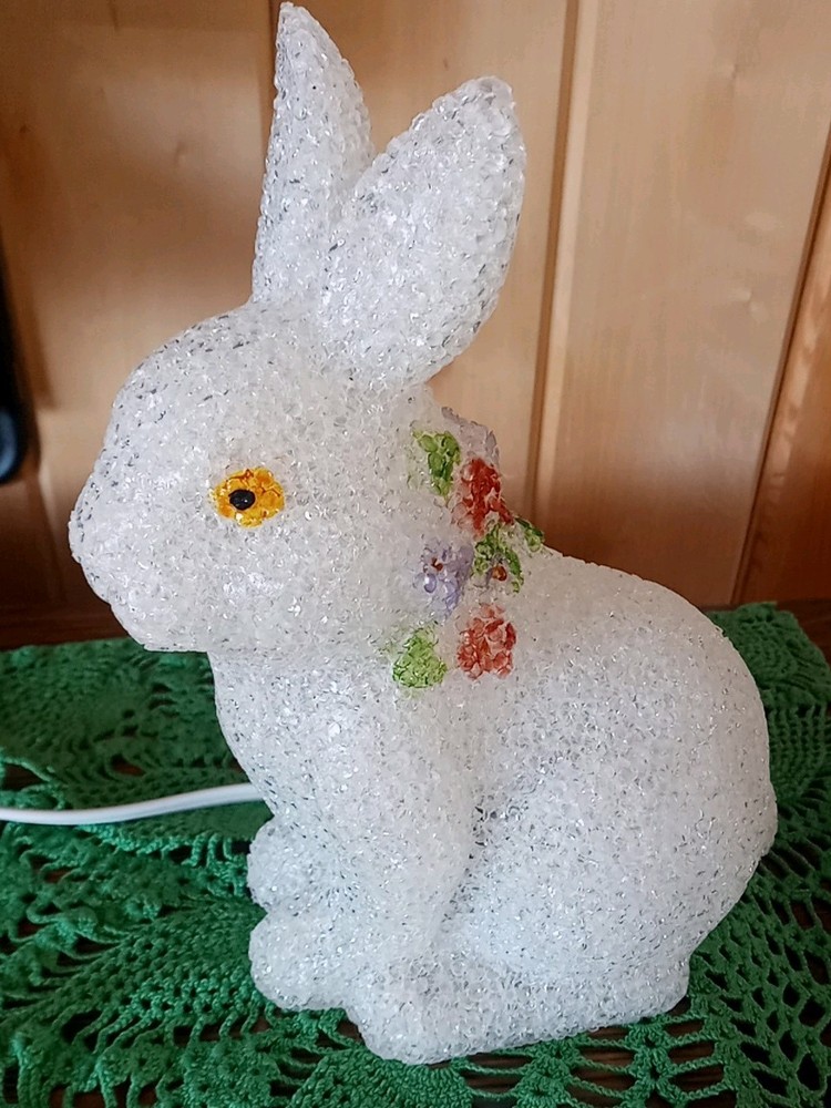 Easter Spring Bunny Rabbit  Melted Plastic Ele Light Up Night Light  70in  Cord