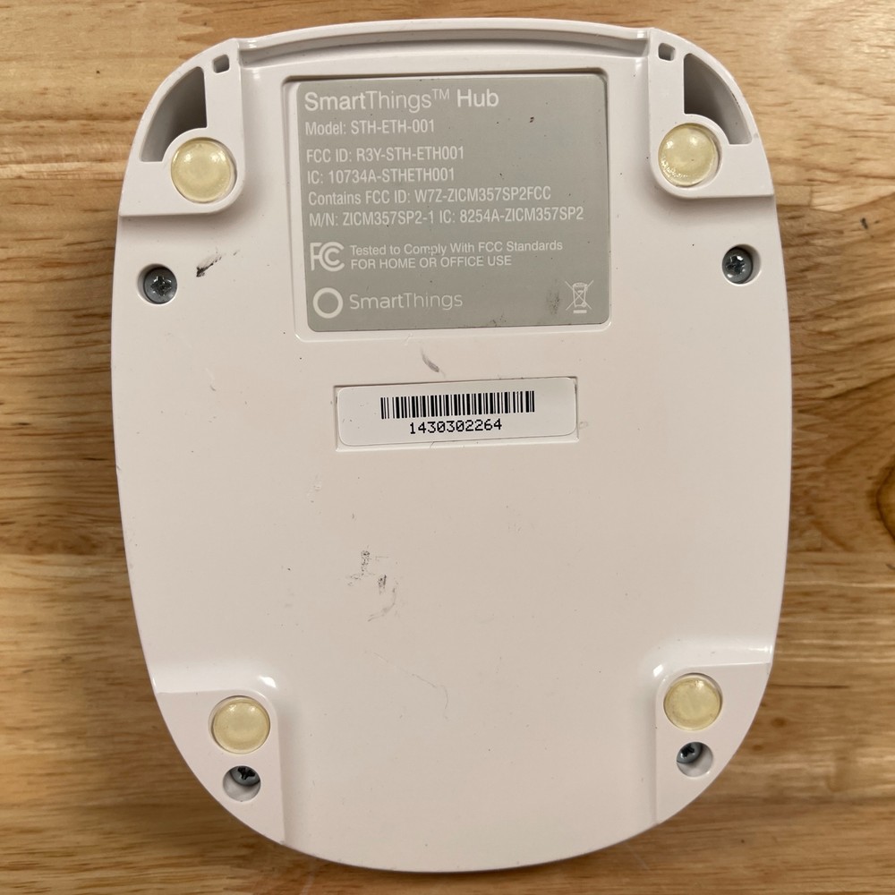 SmartThings 1st Generation Sth-Eth-001 White App-Enabled WiFi Smart Home Hub