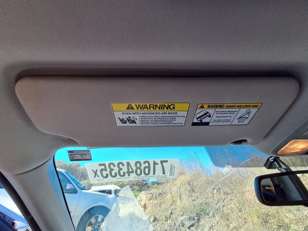 PILOT 2016 Glove Box 4852143