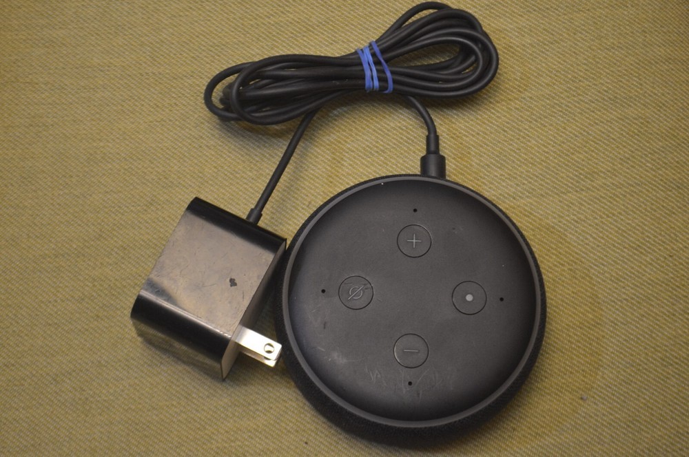 Amazon Echo Dot D9N29T 3rd Gen Smart Speaker with AC Adaptor