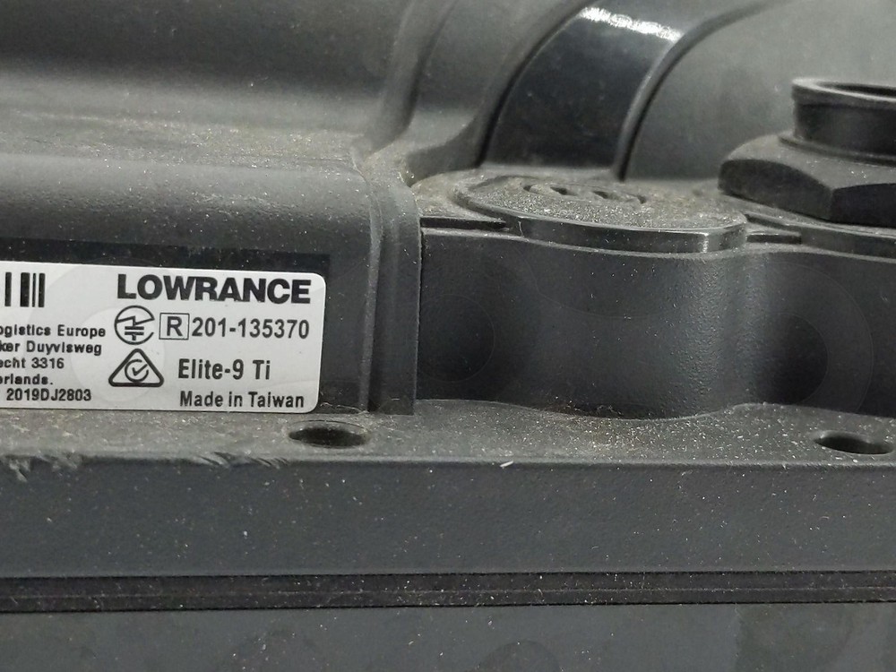 LOWRANCE ELITE 9 TI BOAT MULTIFUNCTION FISHFINDER CHARTPLOTTER DISPLAY SCREEN