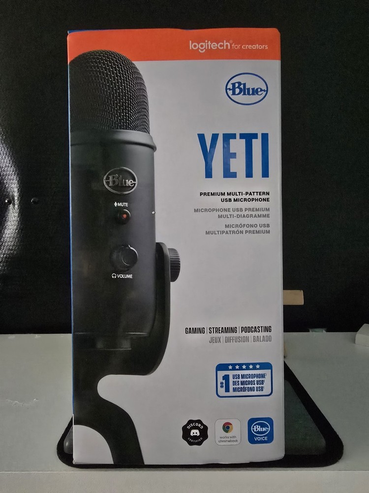 Blue Yeti USB Microphone Multi-Pattern Black with Mute Switch & Gain Control