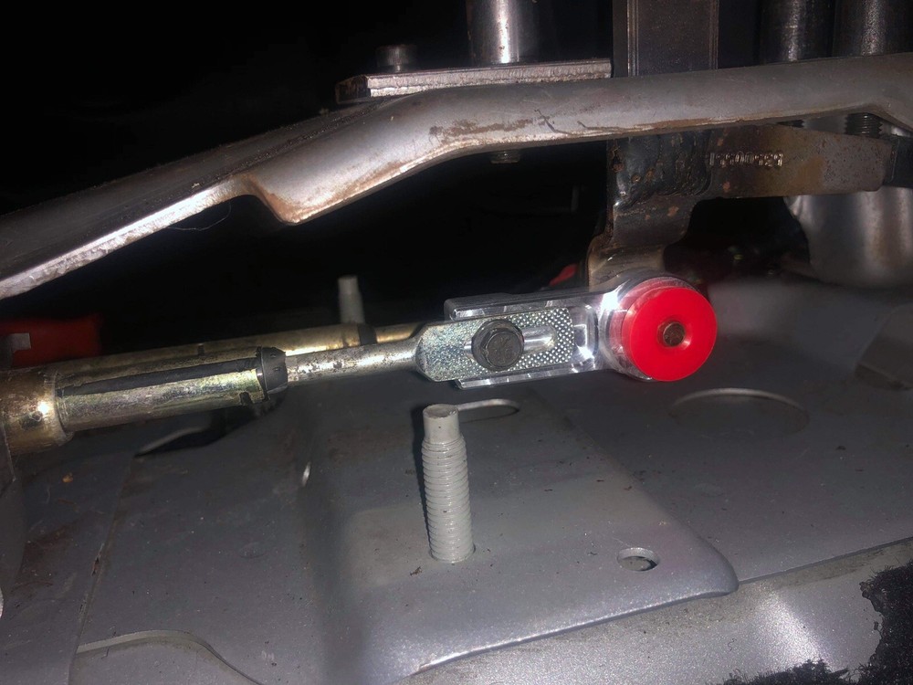 Neon SRT-4 Shifter Cable Holder