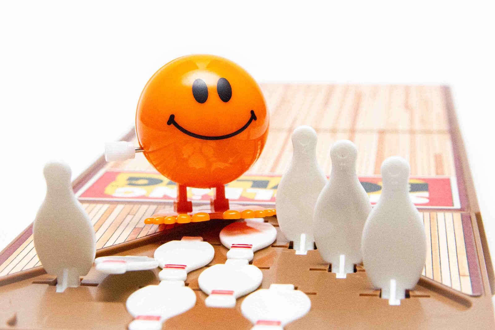 Replacement Wind-Up BALL (Set of 4) for Vintage 1980 TOMY Strolling Bowling Game