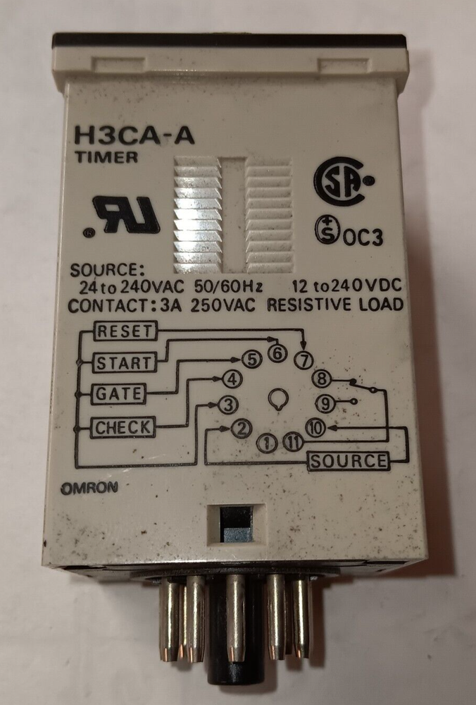 OMRON H3CA-A TIME DELAY RELAY 3 AMP 240V AC/DC