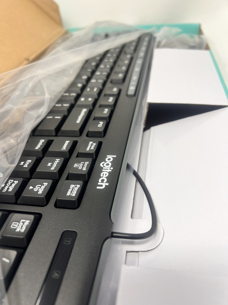 Logitech MK200 Media Full Size Keyboard + Mouse. Open Box