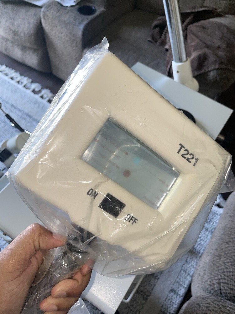 (Ikonna) 8 In 1 Multi Malfunctional Face Machine