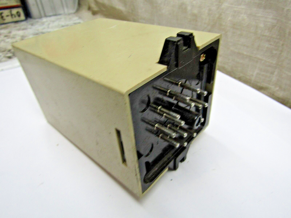 USED Omron 61F-IP Floatless Level Switch