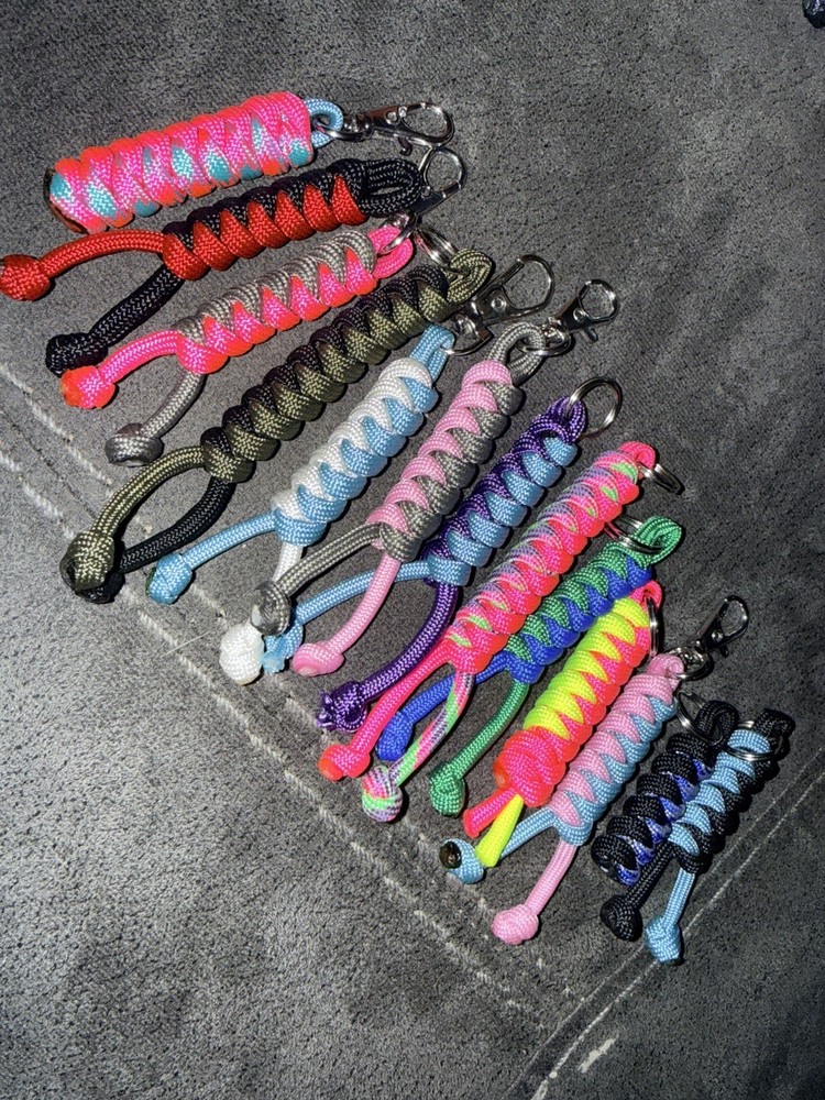 Multi Color Paracord Mini Keychain/Zipper Pull Key Ring