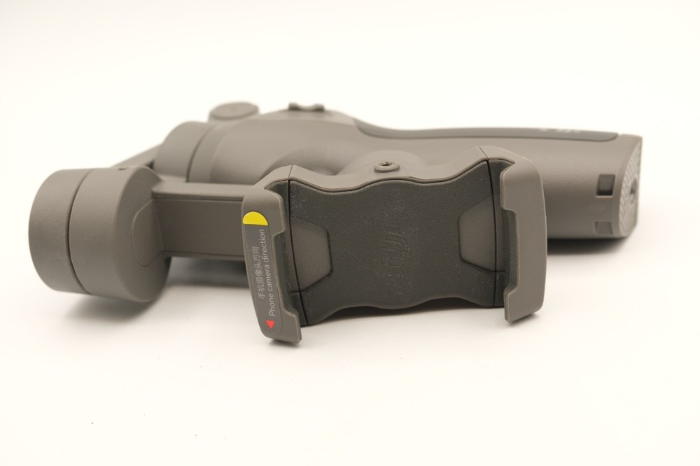 DJI Osmo Mobile 3 - Gimbal Stabilizer