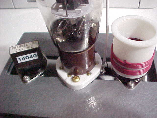 807 QRP 40/30/20 Meter CW Transmitter