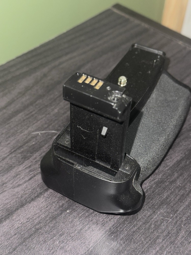 Canon EOS RP Camera Battery Handle Grip