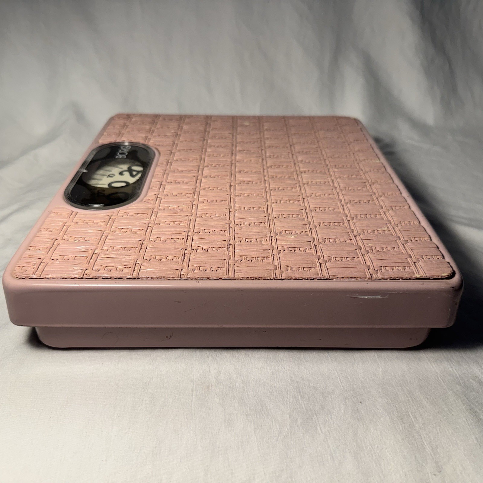 Vintage BORG Bathroom Scale Pink Lilac Woven Working