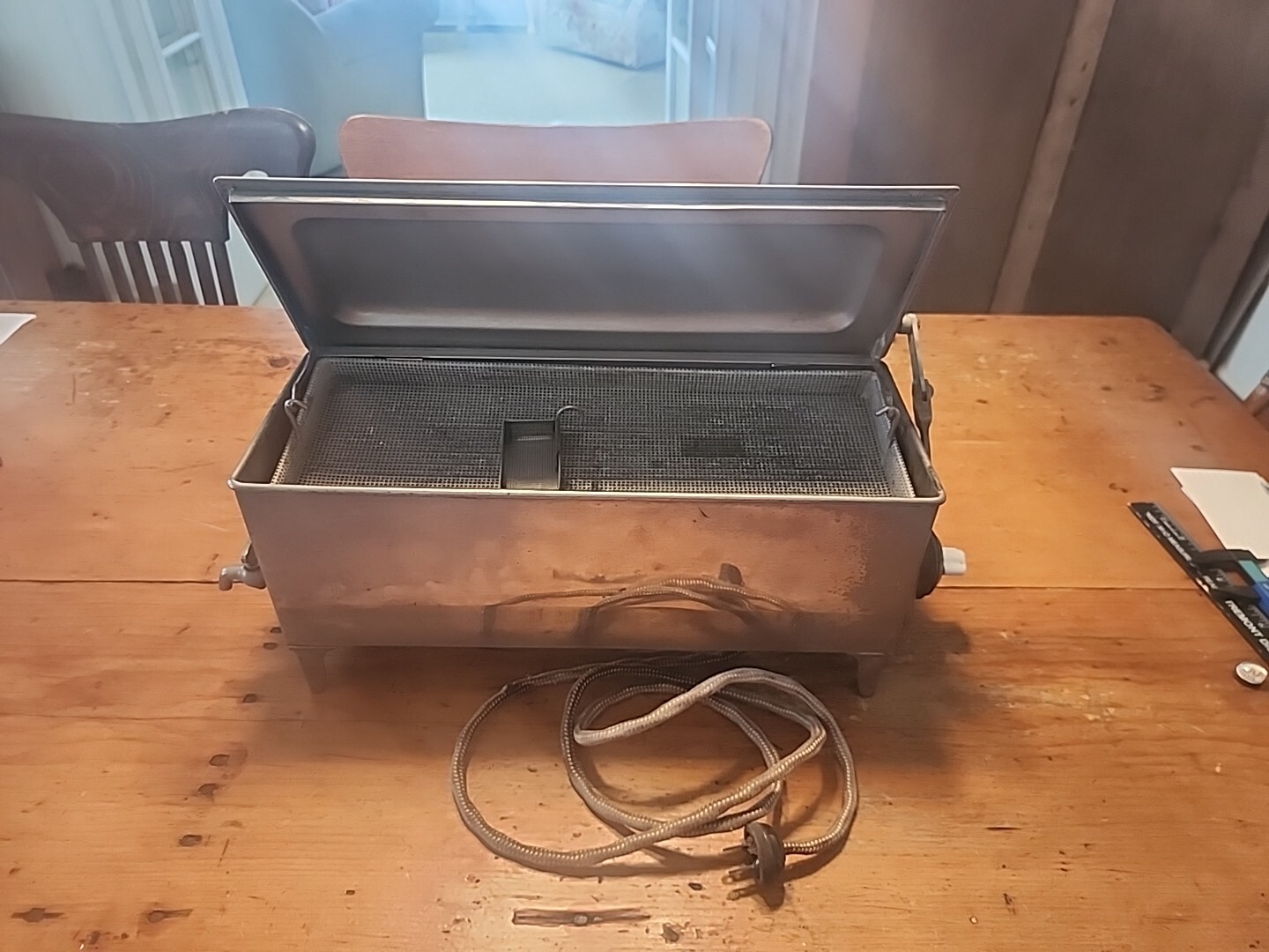 Early 20th Century Castle Dental and Surgical Tool Sterilizer Autoclave - VF