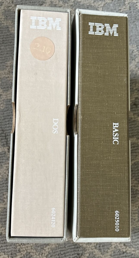 Vtg IBM 1983 DOS V. 2.10 & Basic 1982 Personal Computer Hardware Reference Libra